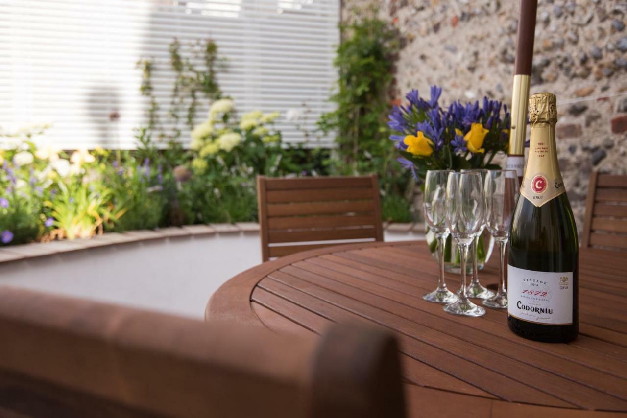 Sea Breeze Cottage With Parking By Myholidaylet Brighton Екстер'єр фото
